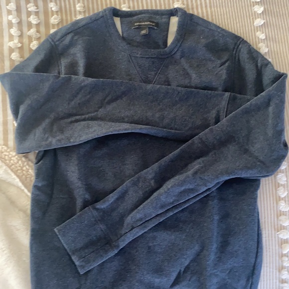 Sweatshirt - Picture 3 of 4